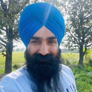 Meet your Posher, Gurdial